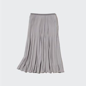 Uniqlo Midi Light Gray A-Line Pleated Skirt